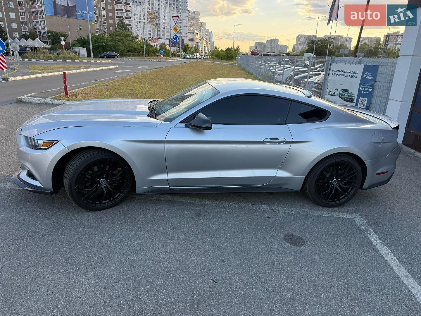 2015 Ford Mustang - мініатюра 9
