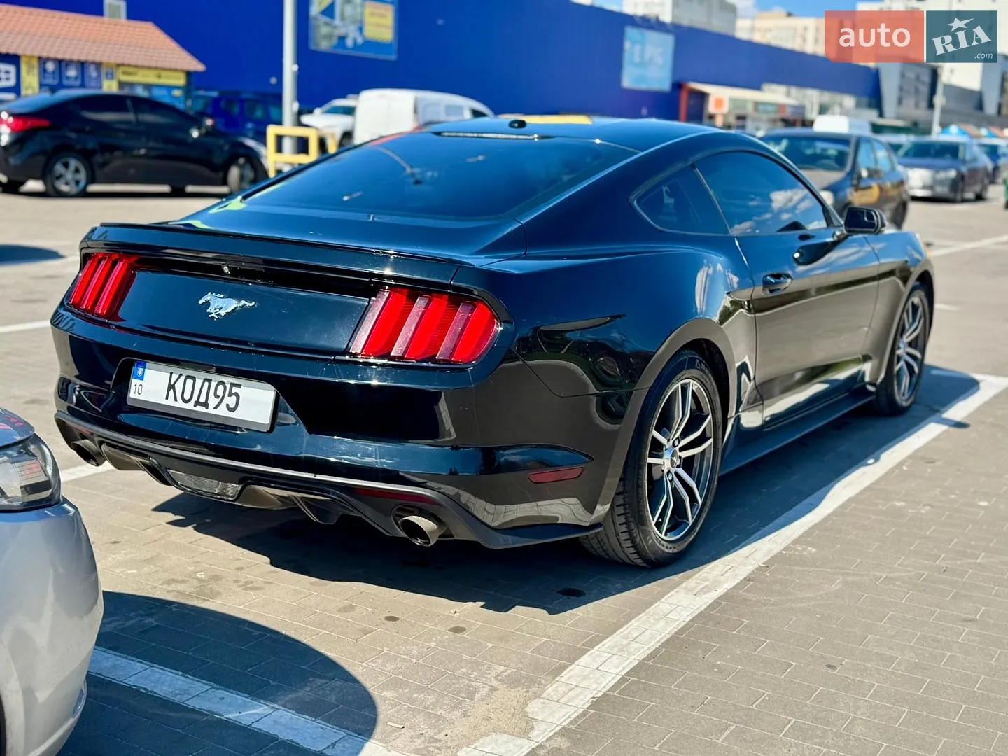 2017 Ford Mustang - мініатюра 6