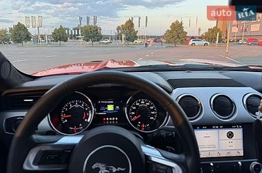 Купе Ford Mustang 2016 в Києві
