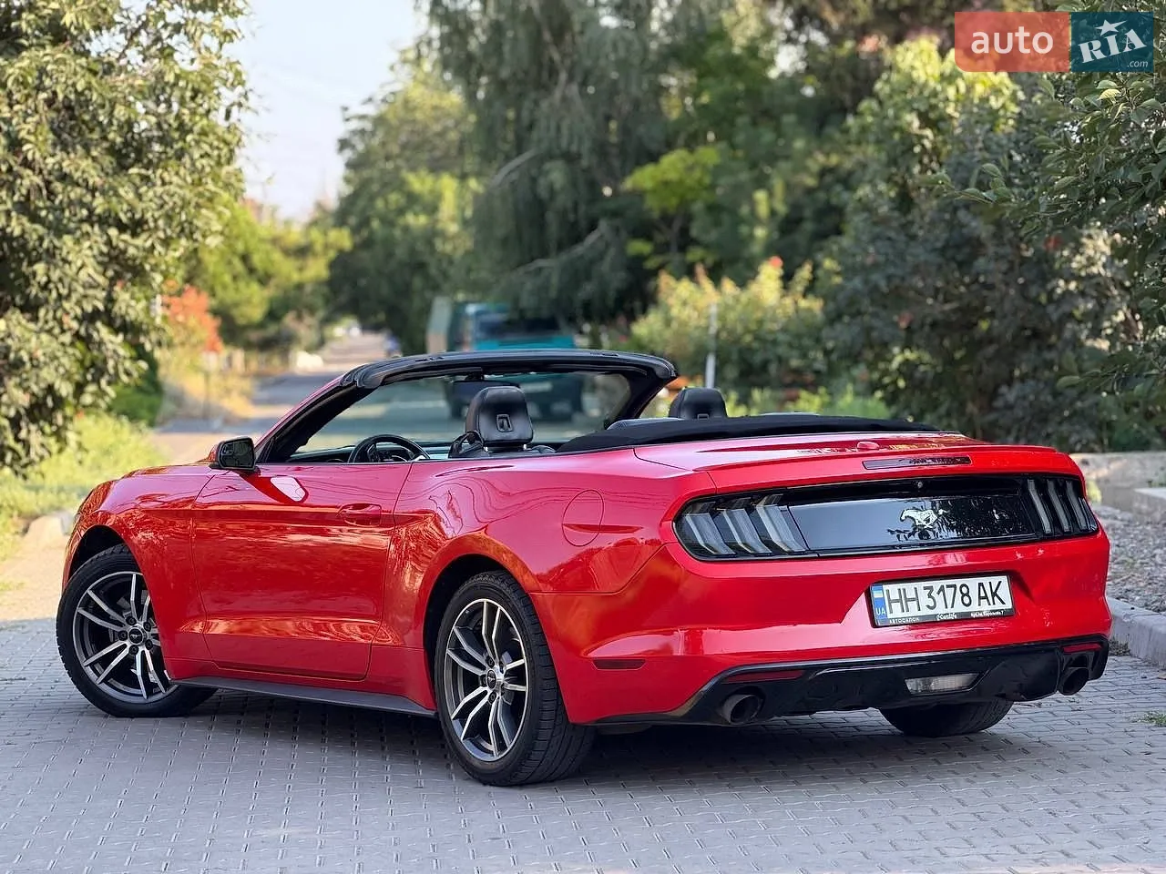 2017 Ford Mustang - мініатюра 14