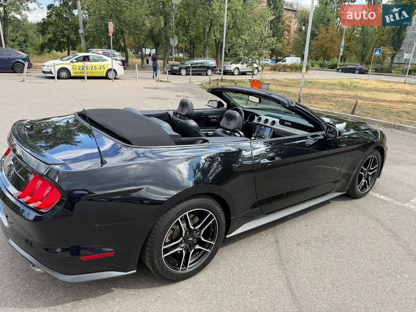 2019 Ford Mustang - мініатюра 11