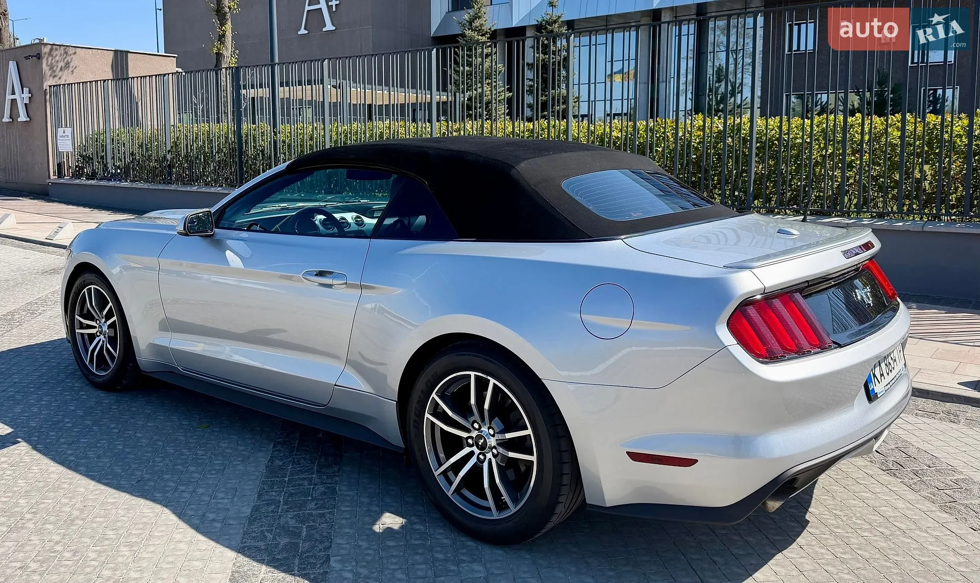 2015 Ford Mustang - мініатюра 4