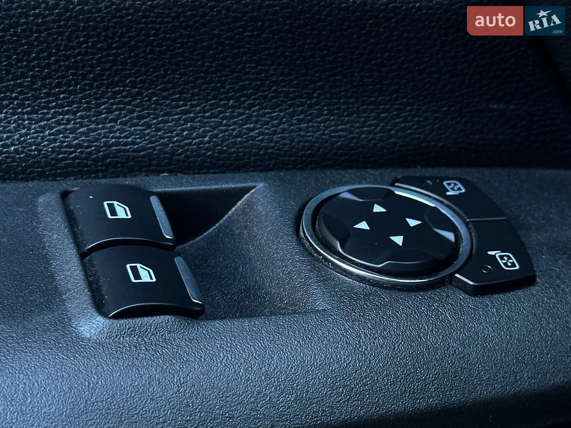 2015 Ford Mustang - мініатюра 62