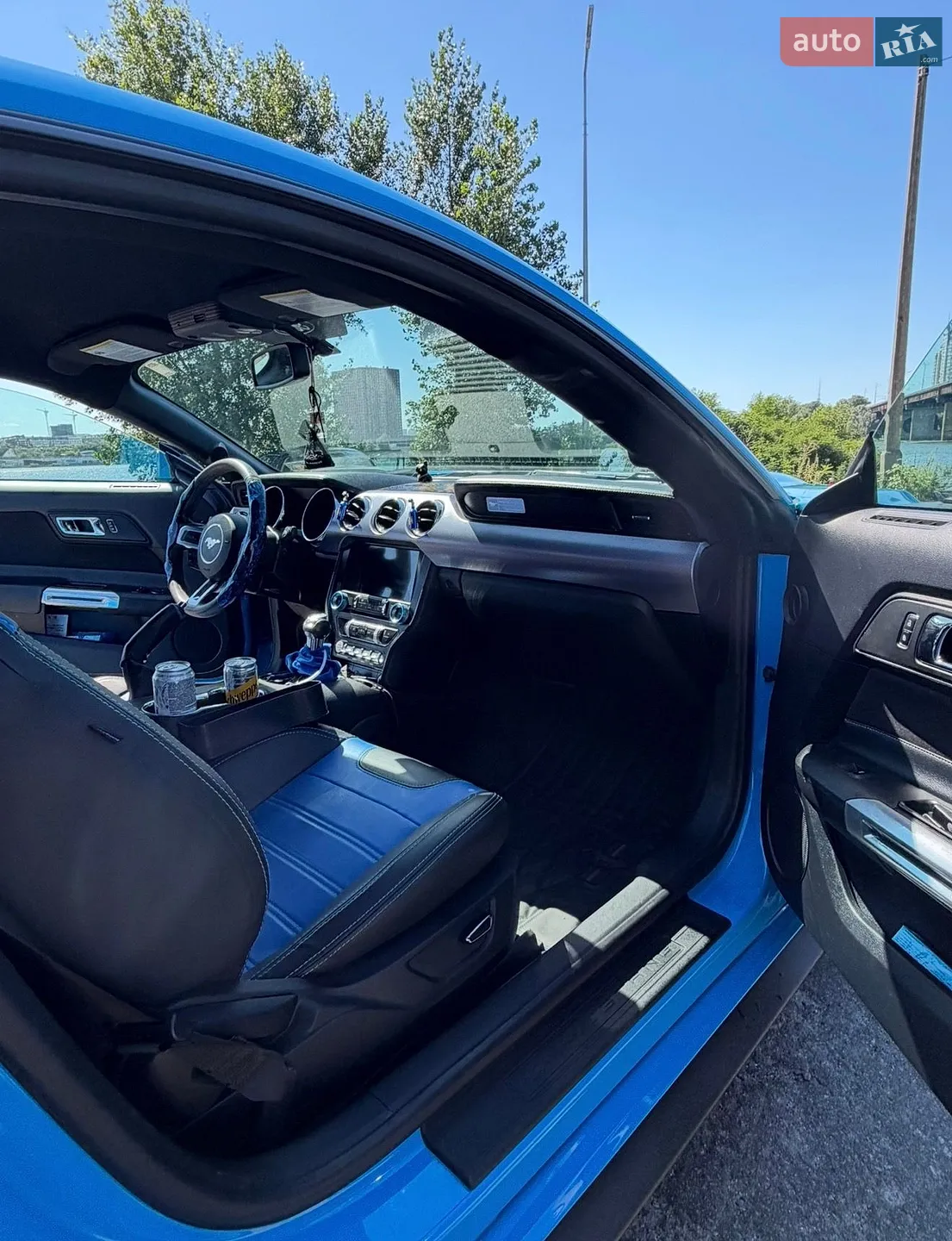 2017 Ford Mustang - мініатюра 3