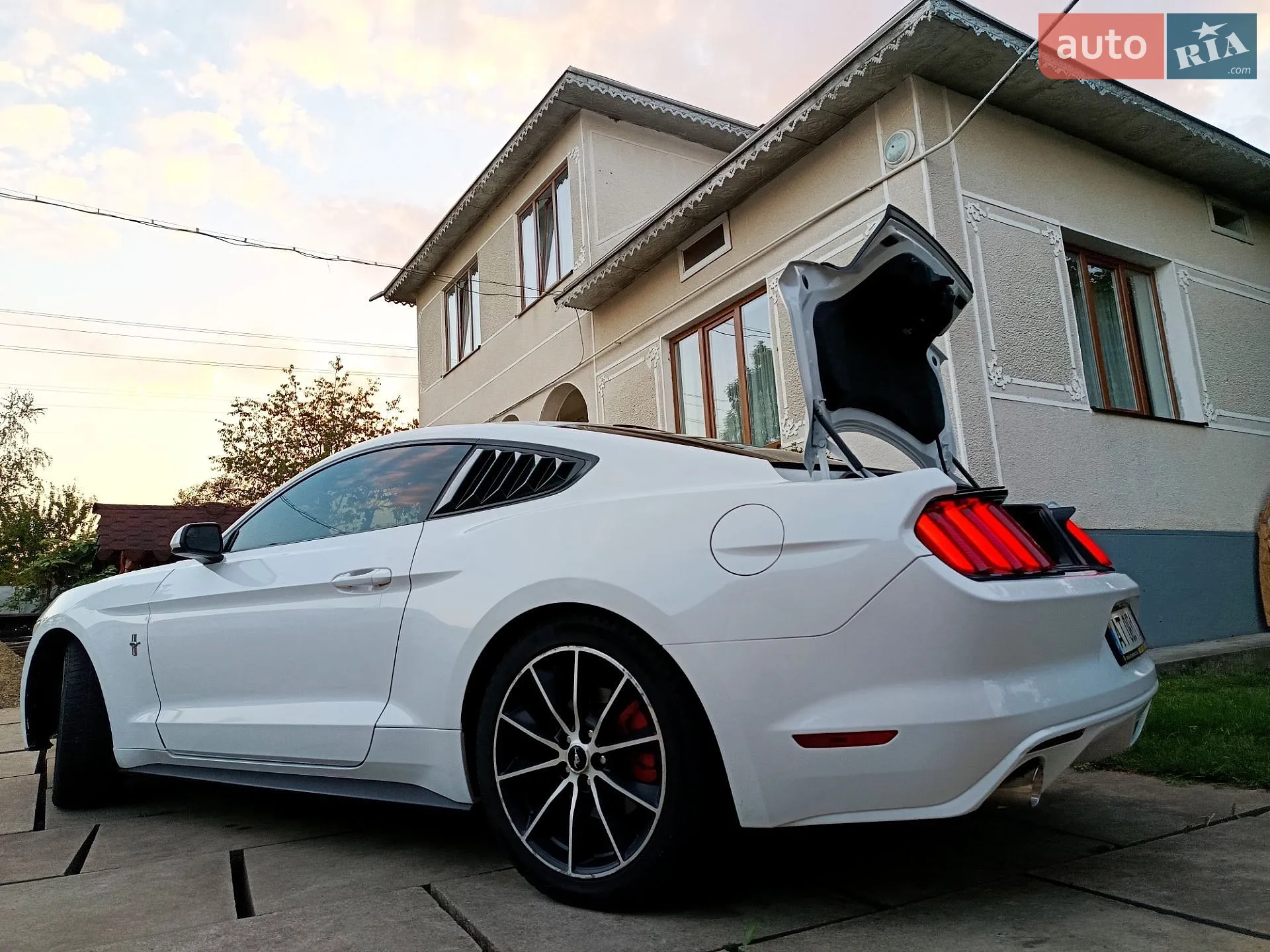 2015 Ford Mustang - мініатюра 9