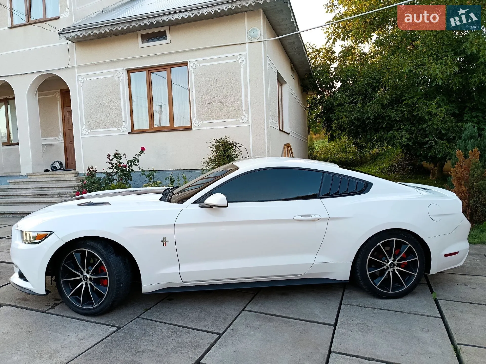 2015 Ford Mustang - мініатюра 3