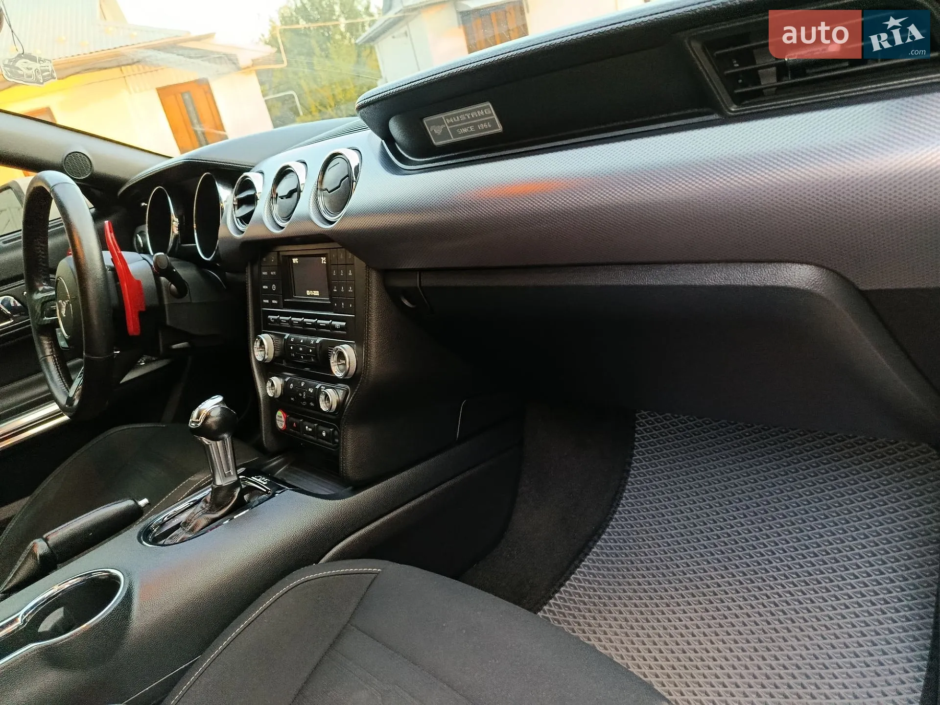 2015 Ford Mustang - мініатюра 14