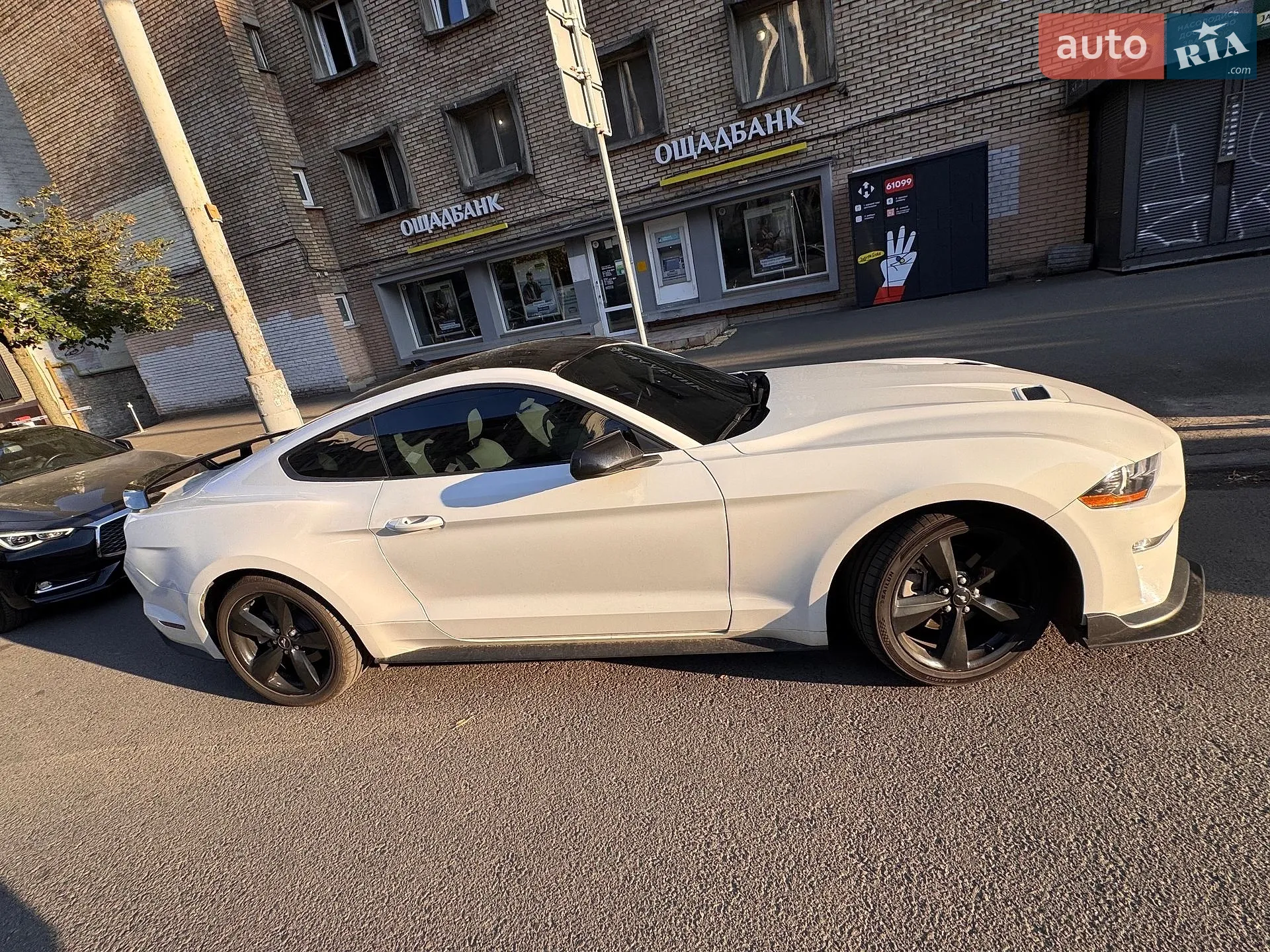 2022 Ford Mustang - мініатюра 4