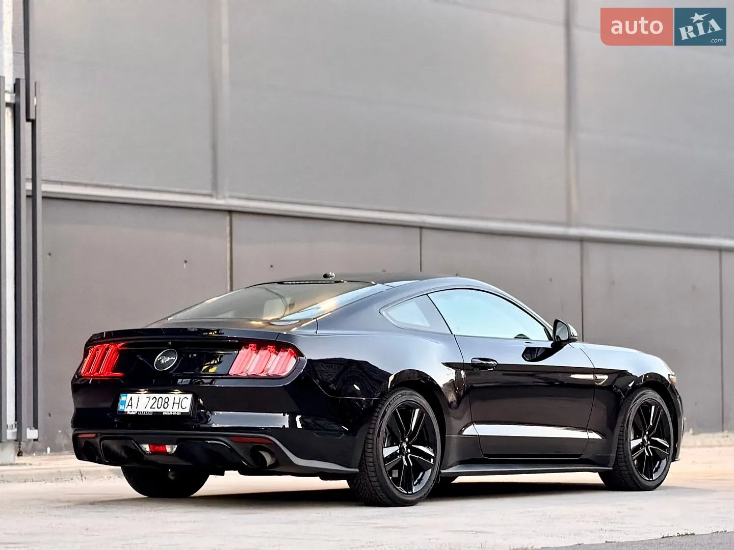 2016 Ford Mustang - мініатюра 13