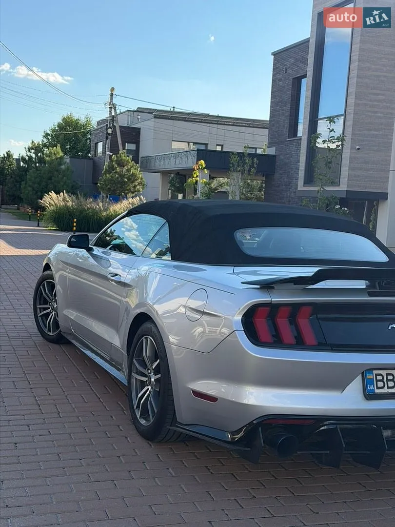 2015 Ford Mustang - мініатюра 10