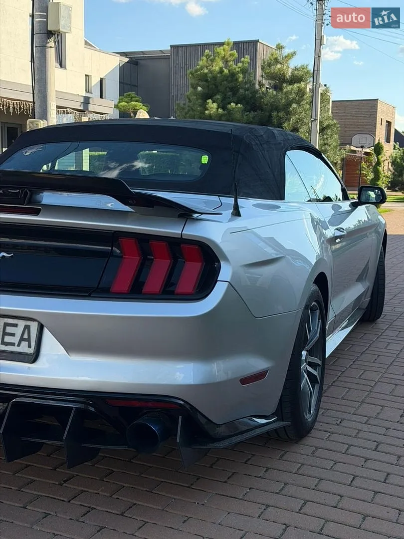 2015 Ford Mustang - мініатюра 12