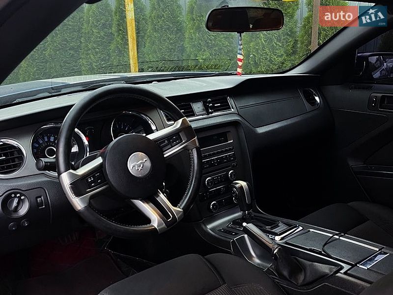 Купе Ford Mustang 2014 в Києві