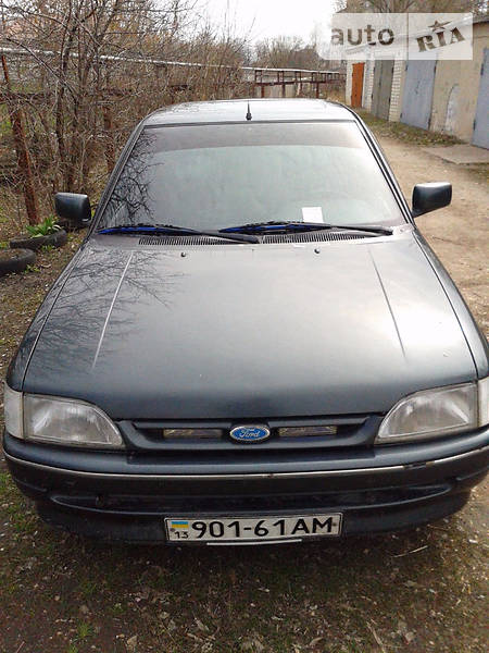 Седан Ford Orion 1992 в Сватово