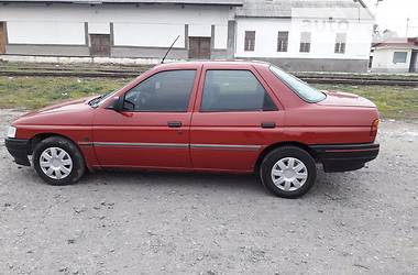 Седан Ford Orion 1991 в Виноградове