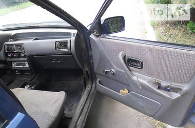 Седан Ford Orion 1989 в Кривому Розі