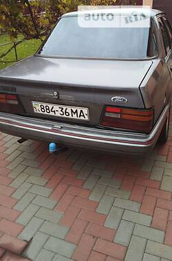 Седан Ford Orion 1988 в Чорнобаї