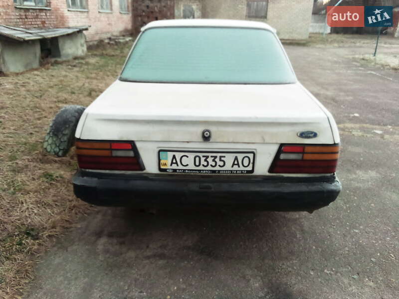 Ford Orion 1988