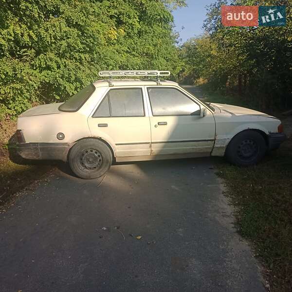 Седан Ford Orion 1986 в Старой Синяве