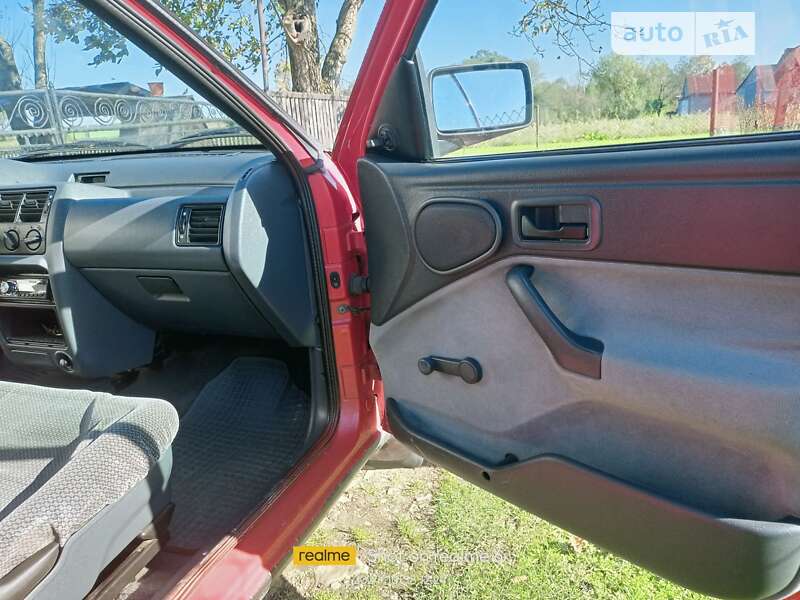 Седан Ford Orion 1993 в Самборе