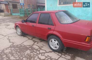 Седан Ford Orion 1989 в Хотині