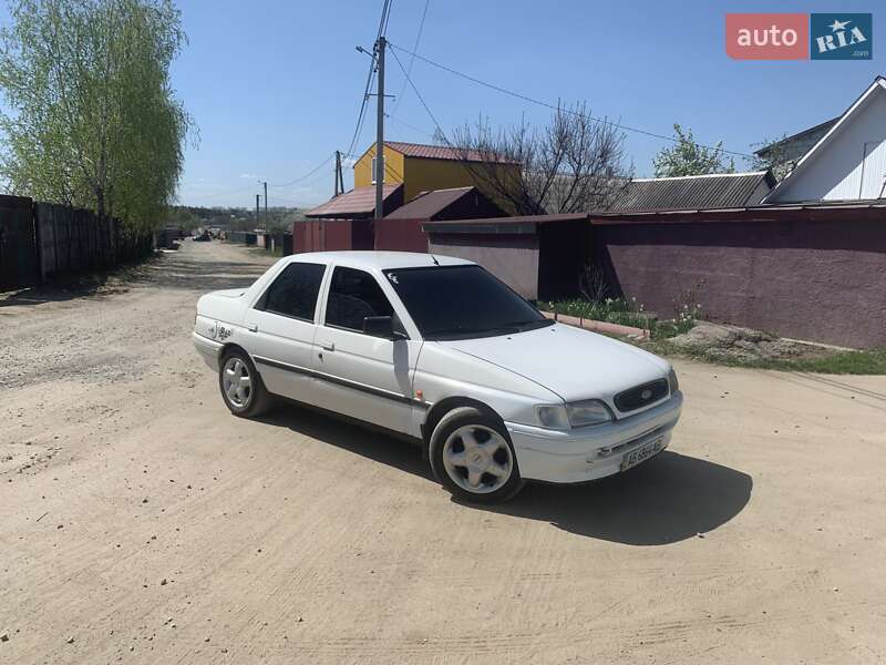 Седан Ford Orion 1990 в 