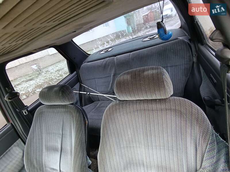 Седан Ford Orion 1993 в Козельце фото 7 Седан Ford Orion 1993 в Козельце