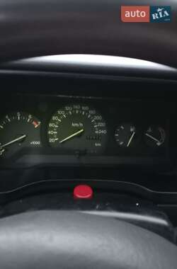 Седан Ford Orion 1991 в 
