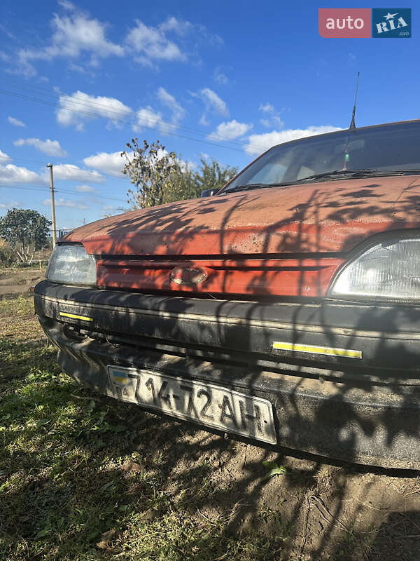 Седан Ford Orion 1991 в Варваровке