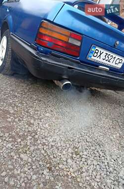 Седан Ford Orion 1988 в 