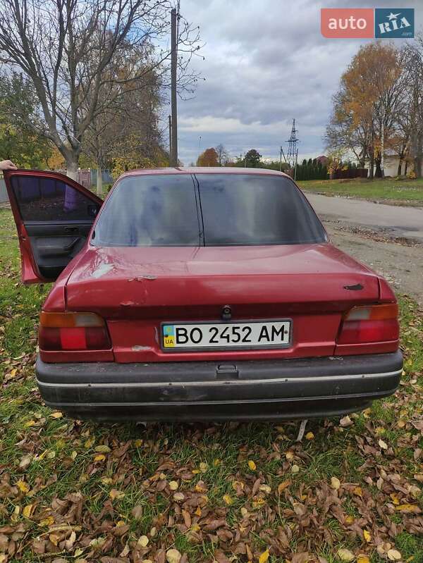 Седан Ford Orion 1992 в Кременце фото 2 Седан Ford Orion 1992 в Кременце