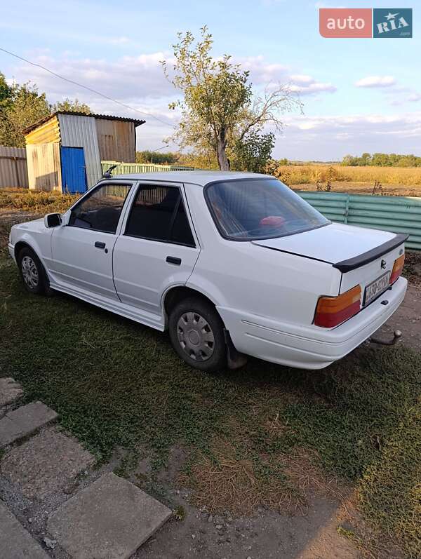 Седан Ford Orion 1988 в Новомиколаївці фото 2 Седан Ford Orion 1988 в Новомиколаївці