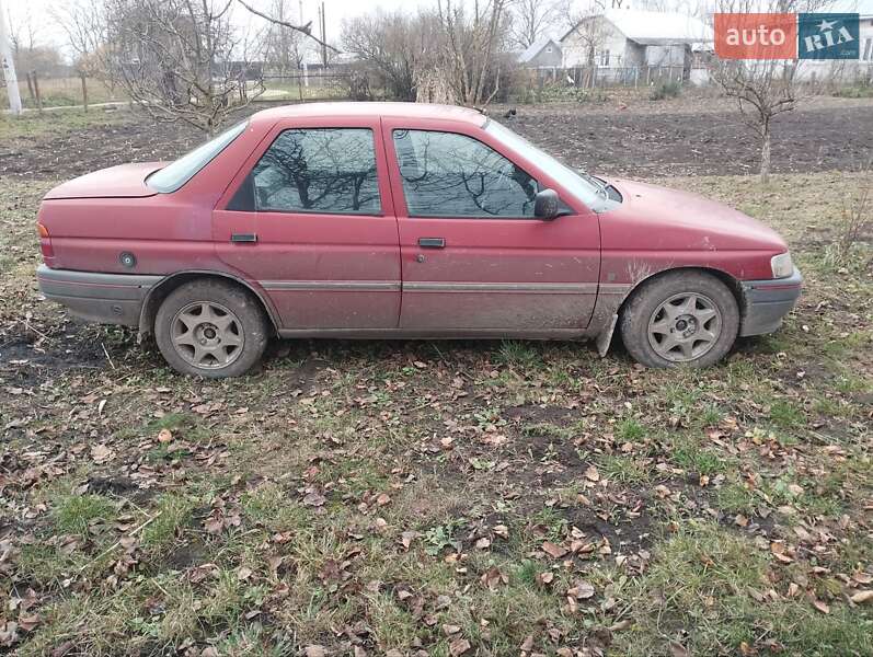 Седан Ford Orion 1991 в Волочиську фото 2 Седан Ford Orion 1991 в Волочиську