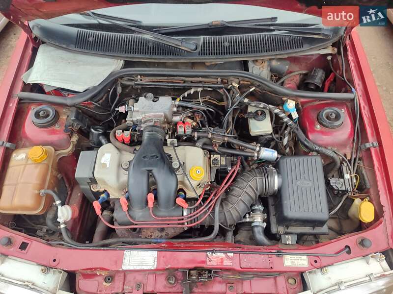 Седан Ford Orion 1991 в Черкассах фото 10 Седан Ford Orion 1991 в Черкассах