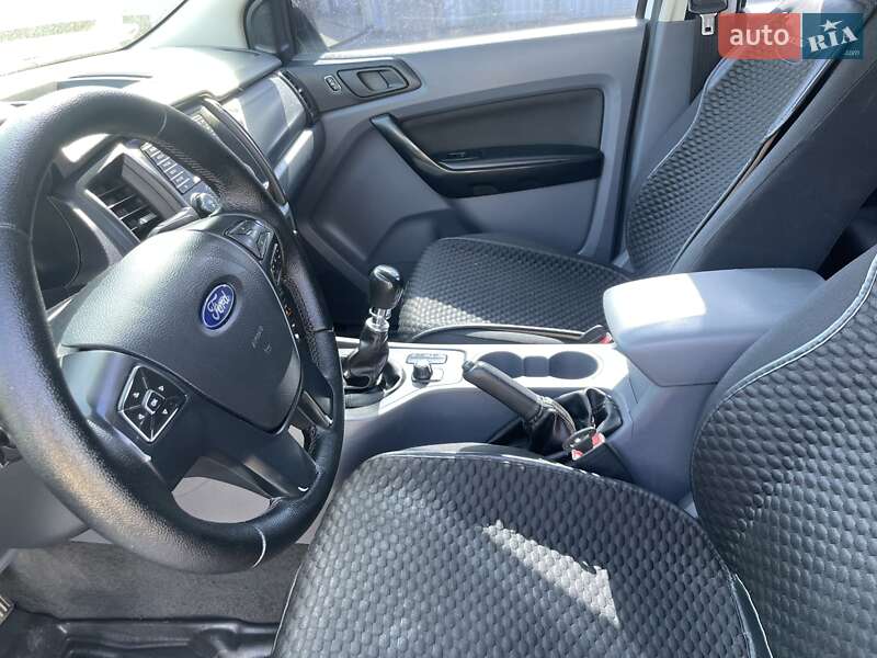 Пикап Ford Ranger 2016 в Николаеве