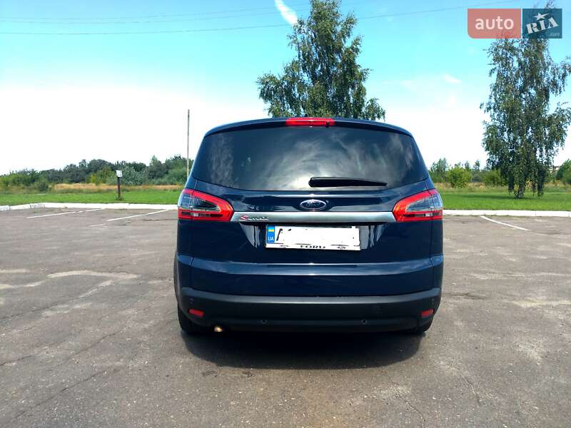 Мінівен Ford S-Max 2014 в Луцьку