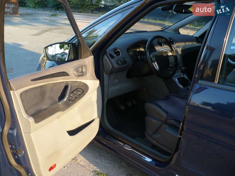 Мінівен Ford S-Max 2008 в Запоріжжі