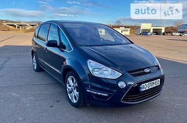 Мінівен Ford S-Max 2014 в 