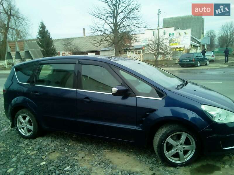 Минивэн Ford S-Max 2007 в Хусте