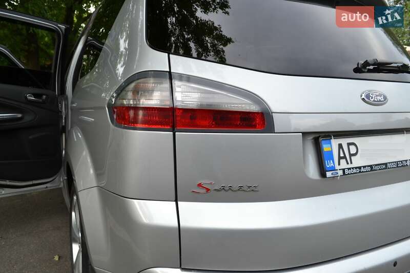Минивэн Ford S-Max 2008 в Запорожье