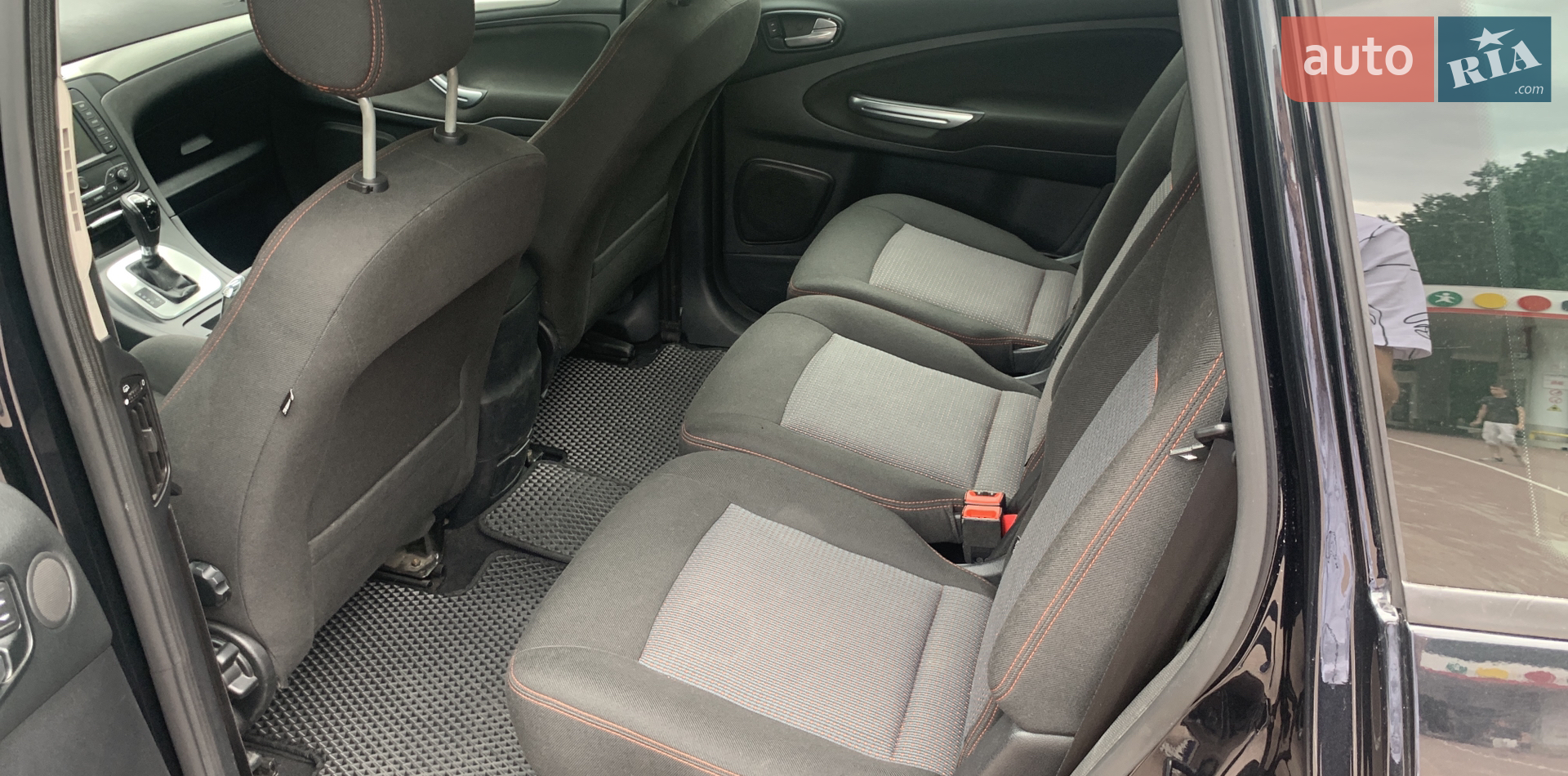 2011 Ford S-MAX - мініатюра 17