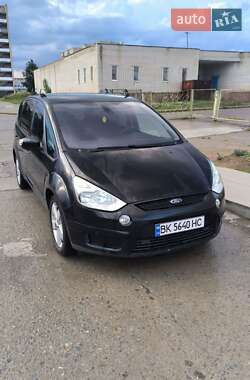 Минивэн Ford S-Max 2009 в Вараше