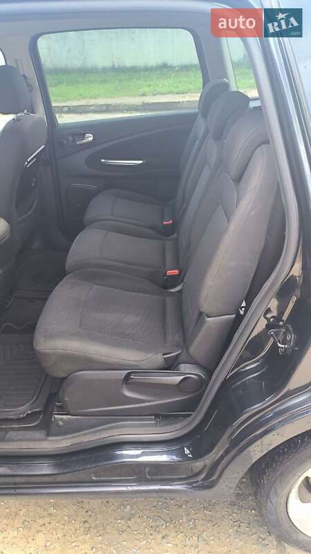 Минивэн Ford S-Max 2009 в Вараше