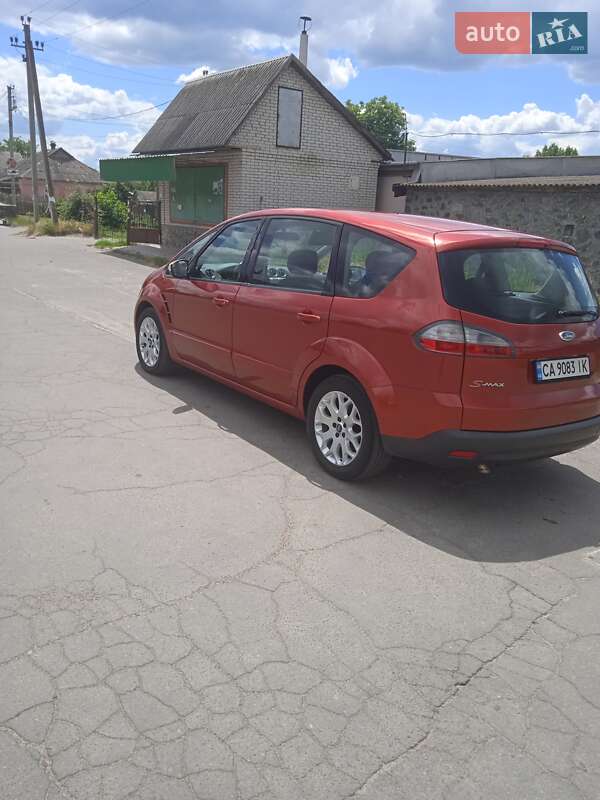 Минивэн Ford S-Max 2007 в Звенигородке