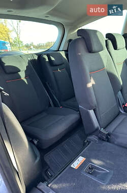 Минивэн Ford S-Max 2006 в 