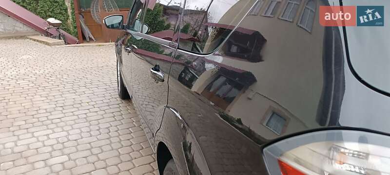 Минивэн Ford S-Max 2009 в Чемеровцах