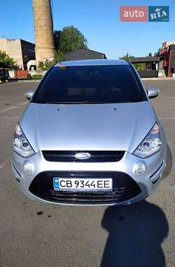 Минивэн Ford S-Max 2011 в 