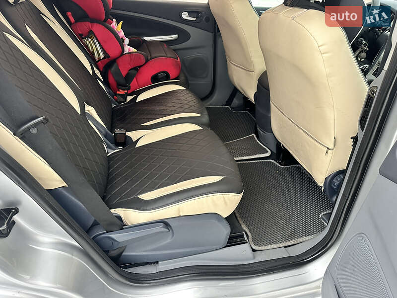 Минивэн Ford S-Max 2008 в Сокале
