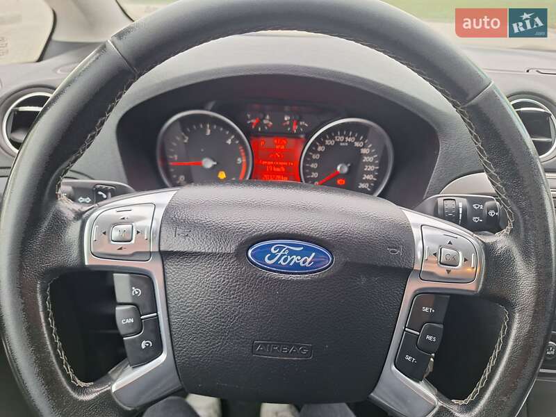 Мінівен Ford S-Max 2012 в Івано-Франківську
