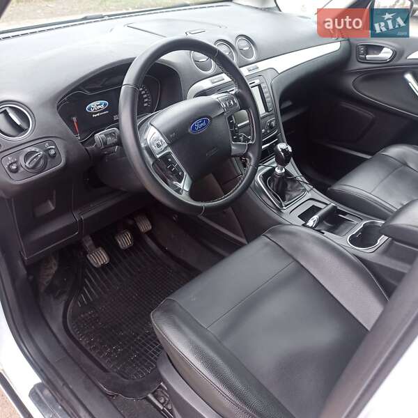 Минивэн Ford S-Max 2014 в Виннице