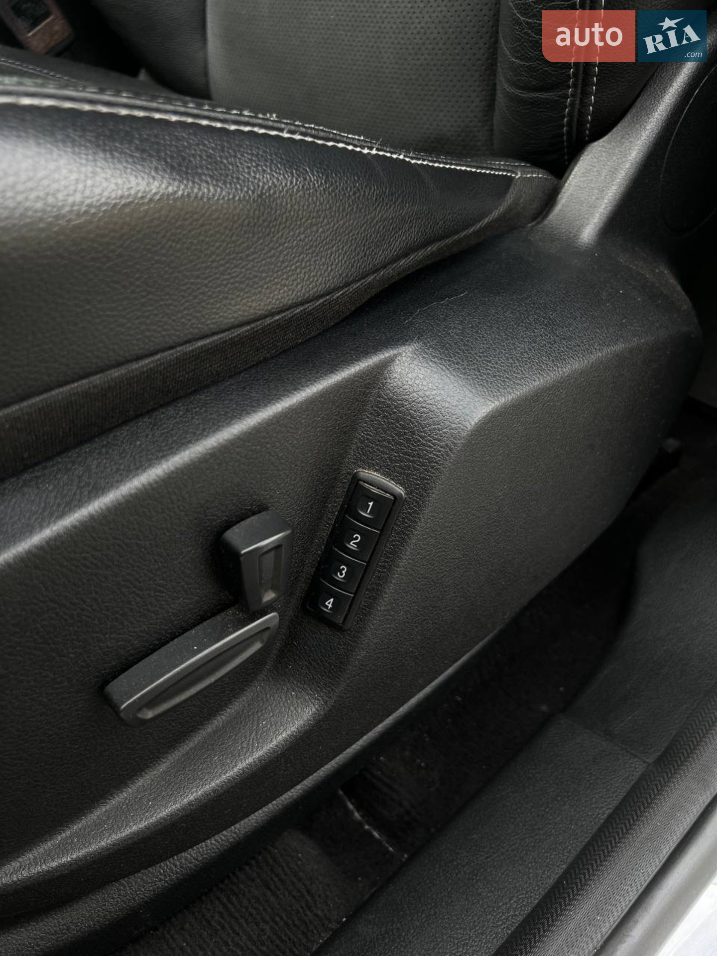 2013 Ford S-MAX - мініатюра 20